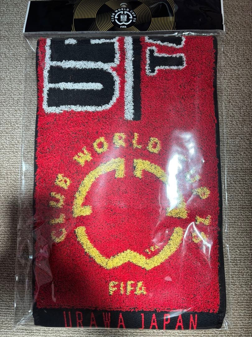 浦和レッズ　cwcタオルマフラー　レッド