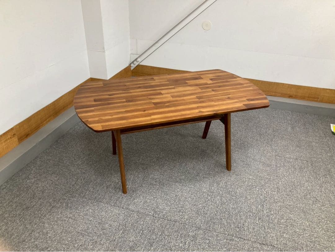 【展示品】ウニコ　SWELLA スウェラ　ダイニングテーブル　直接引取り対応