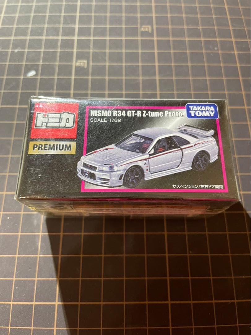 トミカ　プレミアム　NISMO R34 GT-R Z-tune Proto