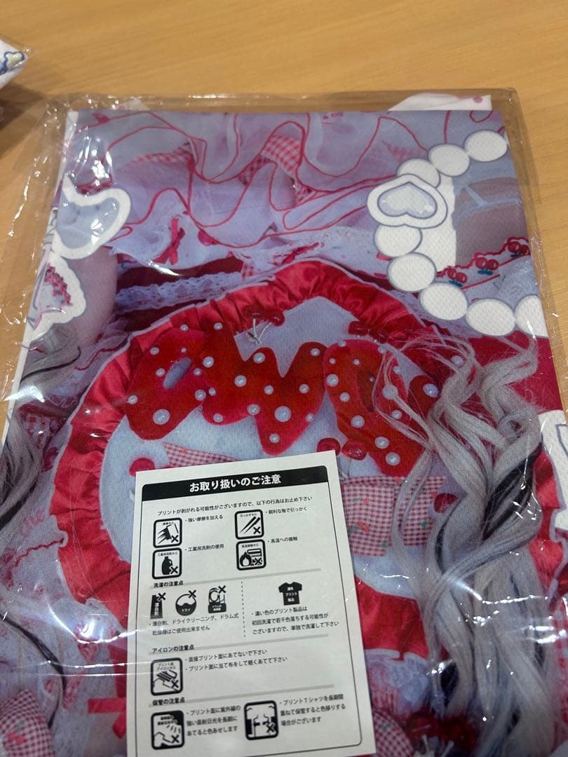 兎月もも生誕祭2025生誕グッズフルグラTシャツ キーホルダー　キュンTシャツ