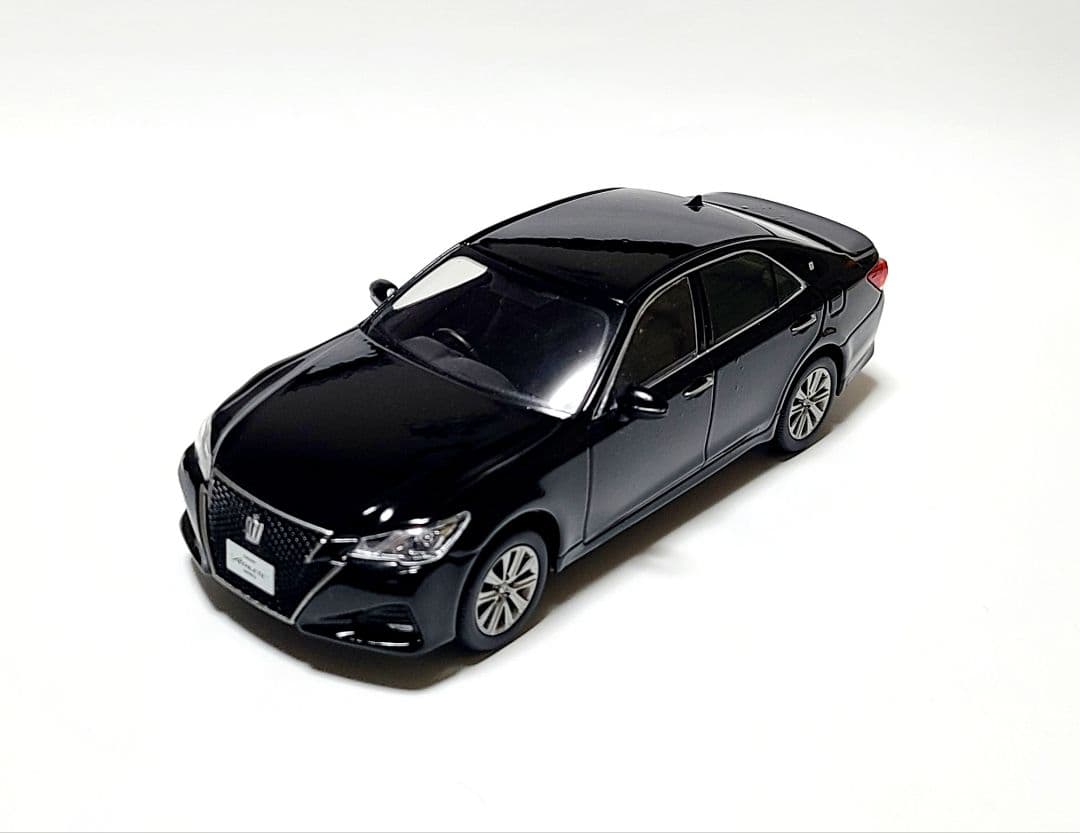 トヨタ 210系クラウンアスリートG後期 カラーサンプル