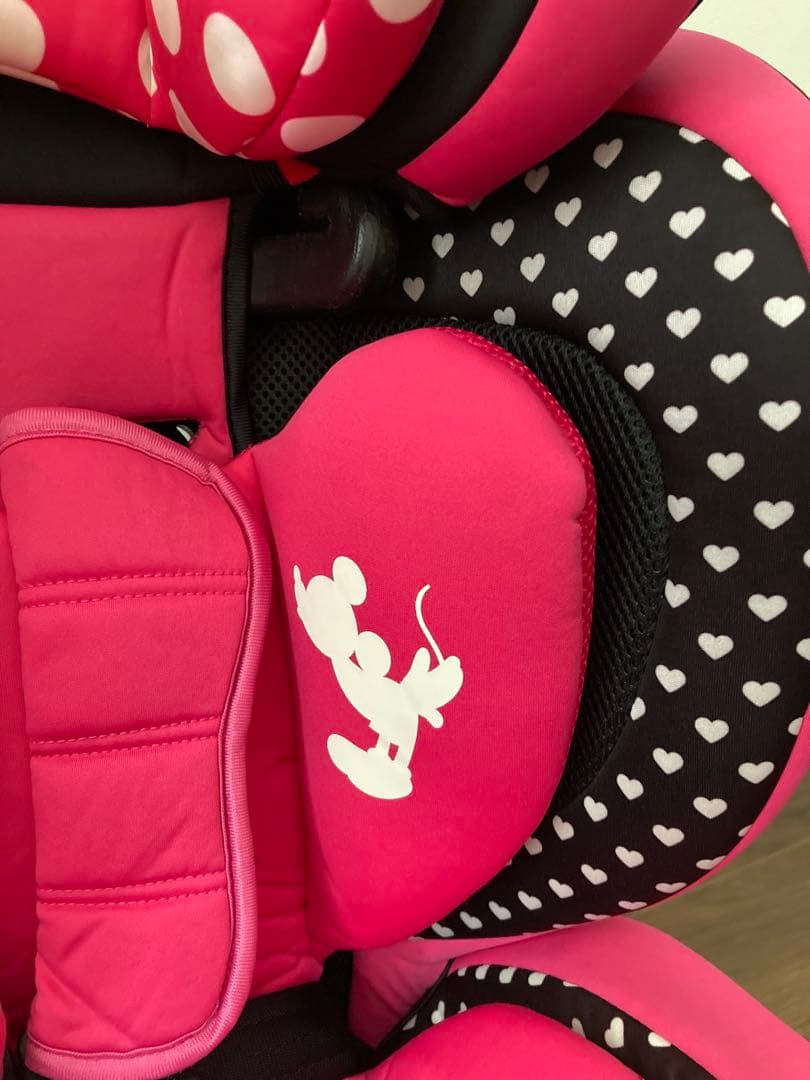 【西松屋限定】ミニーマウス チャイルドシート ピンク 限定モデル 廃盤