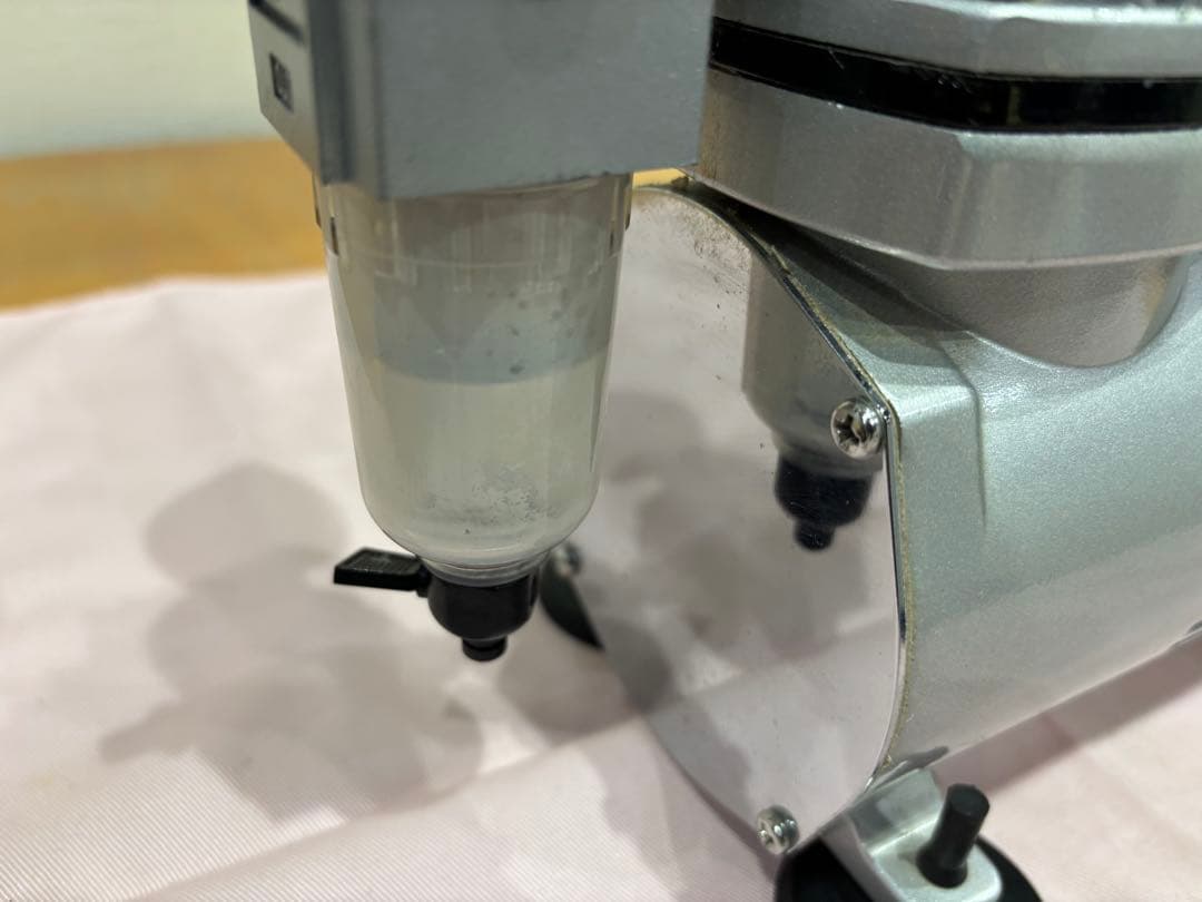 チ*こ様 エアテックス コンプレッサー APC-001R + アネスト岩田エアタ