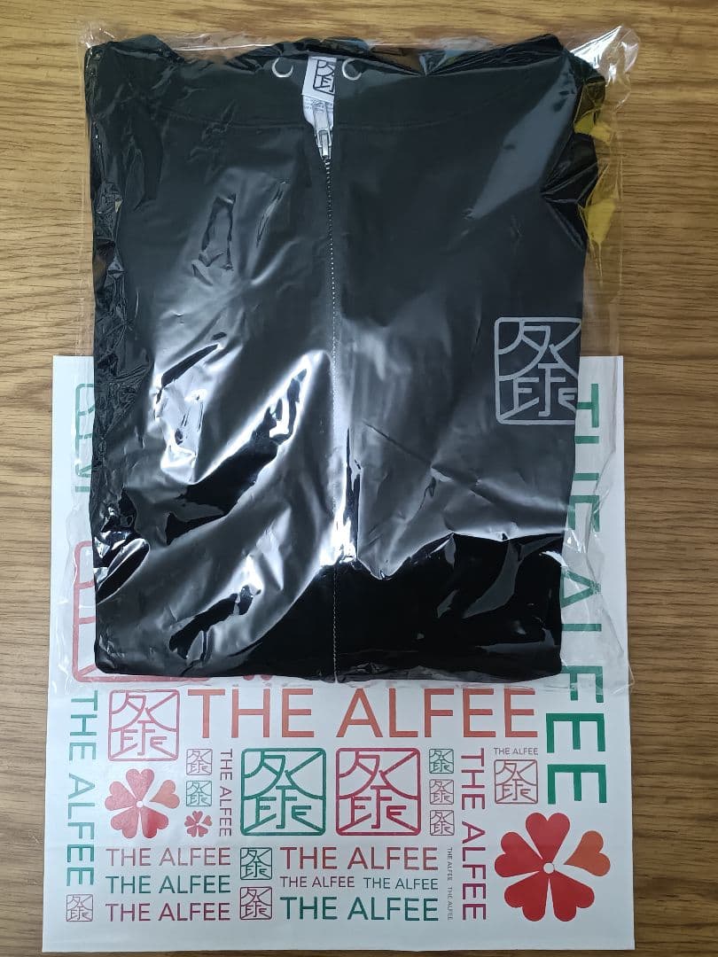 THE ALFEE’S LEGACY 秩父バージョン ポテくまくんパーカー