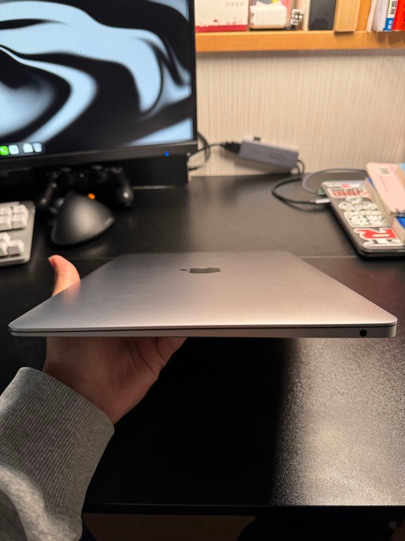 Apple MacBook Air 2020本体8G/256G