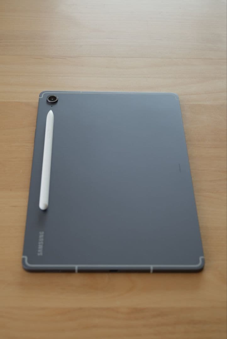 SAMSUNG Galaxy Tab S10 FE グレー美品 ケースおまけ