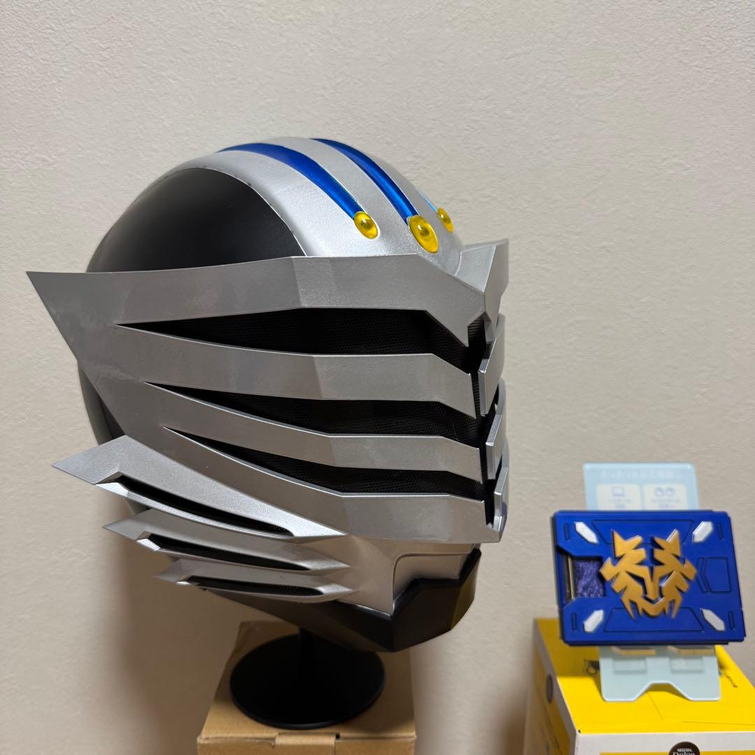 仮面ライダータイガ★アトラク1/1コスプレ★カードデッキVバックルCSMプロップ