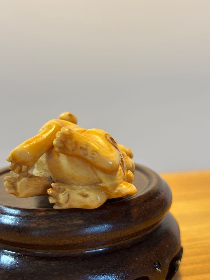 【希少】犬の親子　時代提物 根付 銘有り　アンティーク　印籠