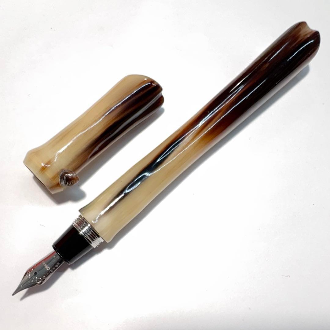 【稀少】OPUS88 刀型 水牛角軸 超大型 万年筆 Jowoペン先 細字 新品