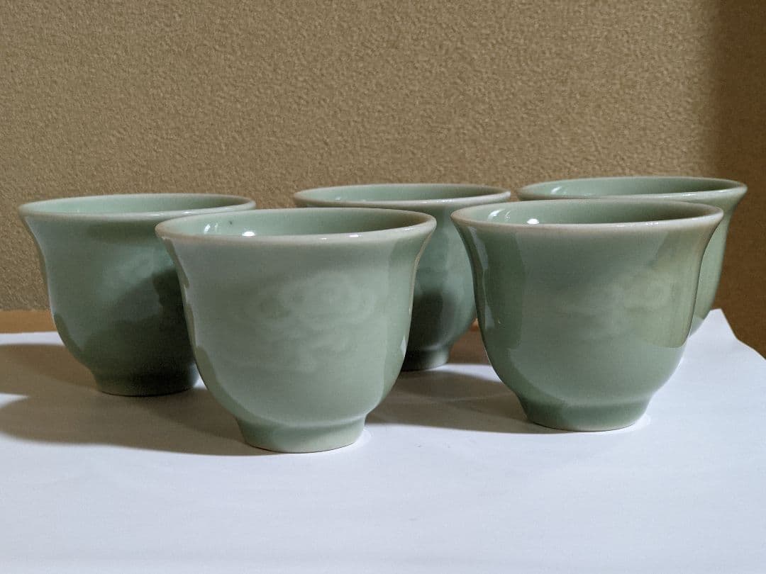 ⭐️中国古陶磁 古玩 古美術品 青磁 霊芝紋様 茶器 茶碗 景徳鎮 骨董品