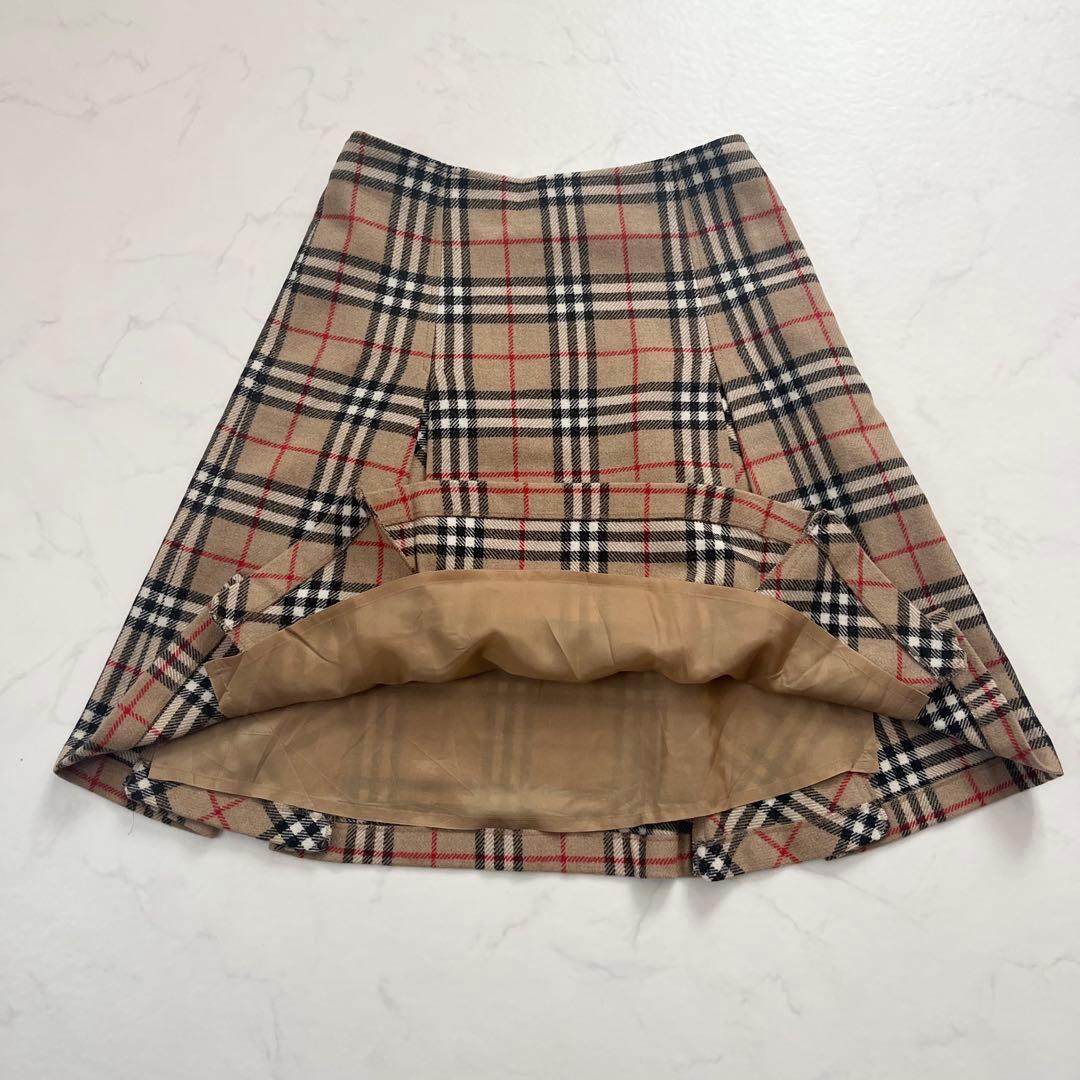 未使用級　希少サイズ　バーバリーロンドン　ノバチェック　プリーツスカート　2XL