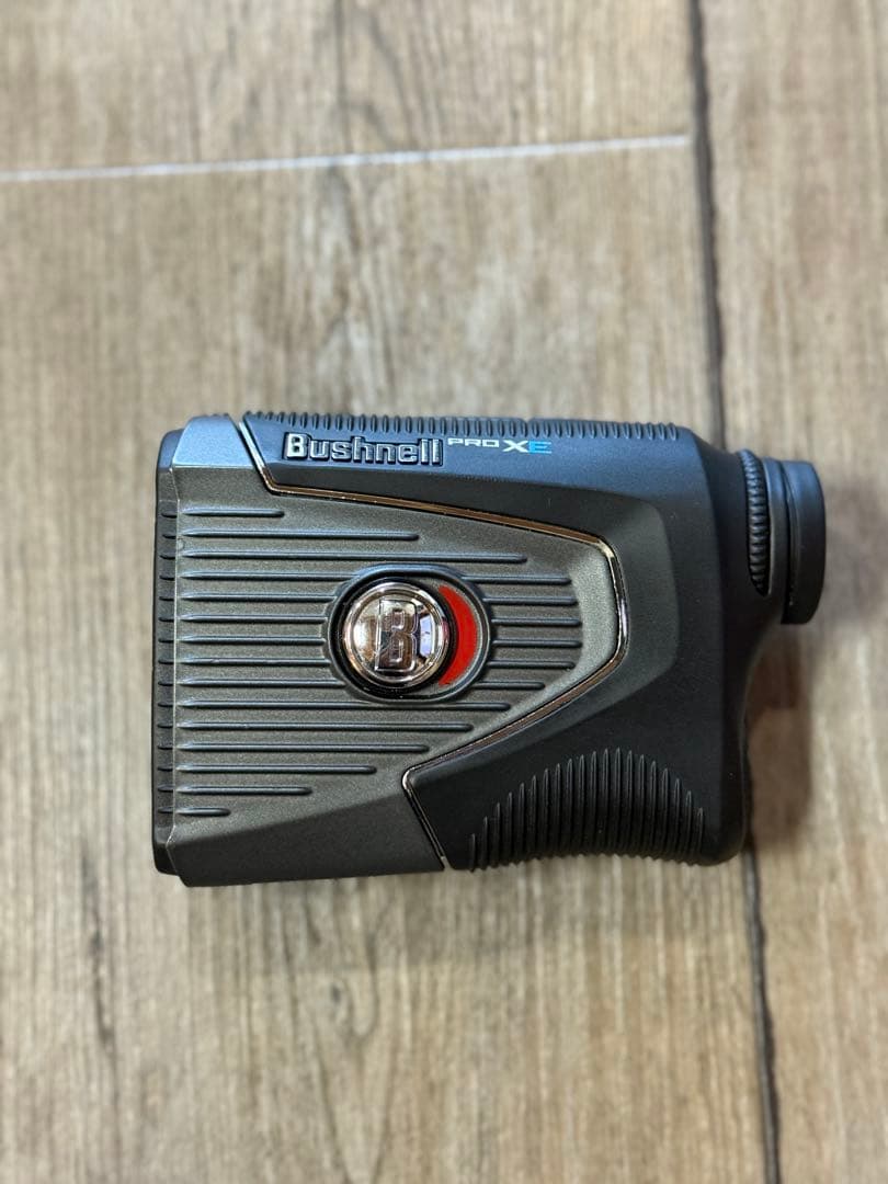 Bushnell Pro XE ゴルフ用距離計