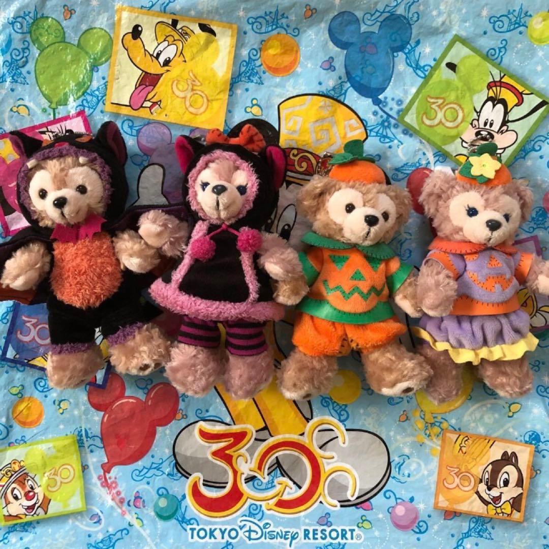 ディズニー　ダッフィー  シェリーメイ  ハロウィン　ぬいば　ぬいぐるみバッジ