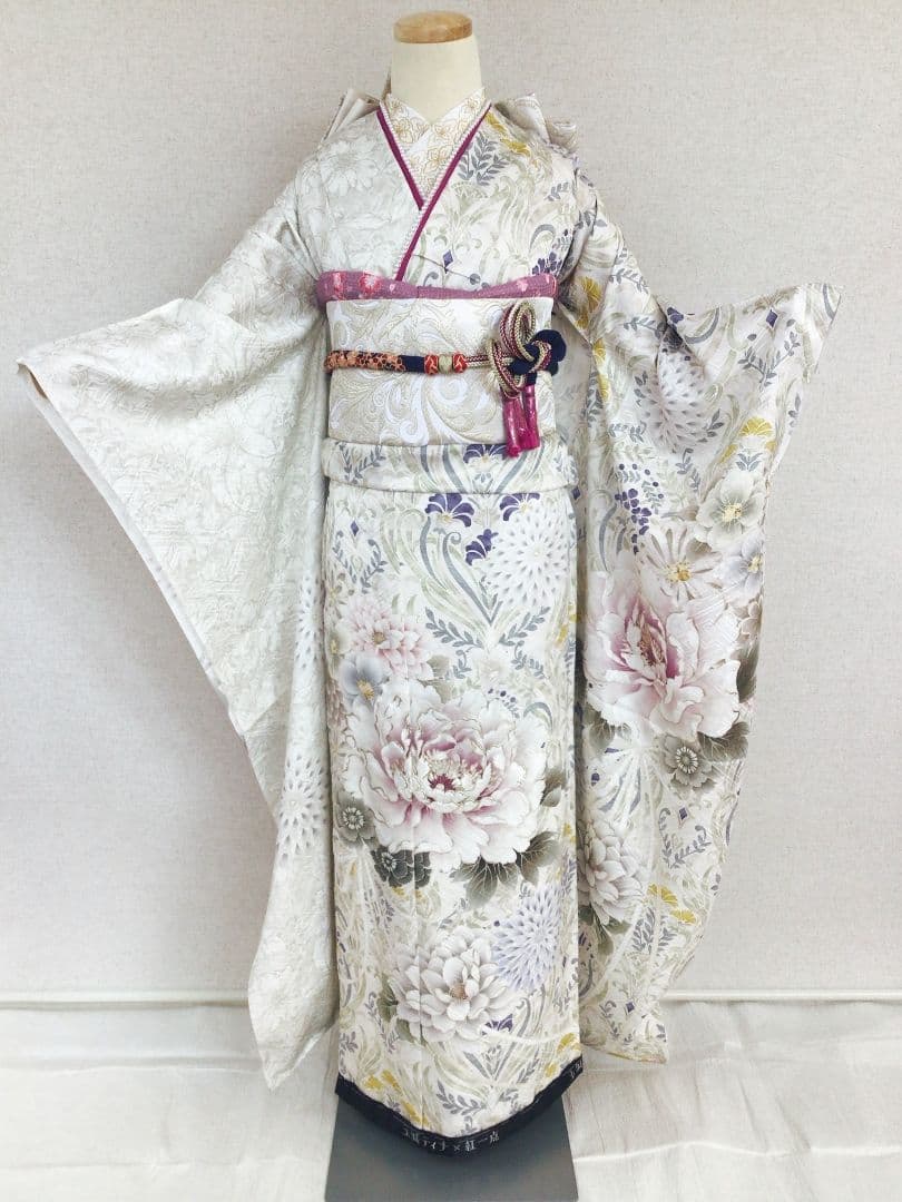 玉城ティナ振袖フルセット