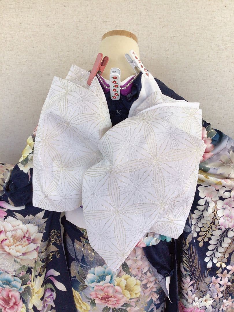 紺地の上品な松竹梅の古典振袖　振袖のみ