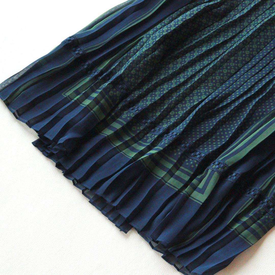 5240【極美品】サカイ　プリーツスカート ラップスカート ドット柄　M