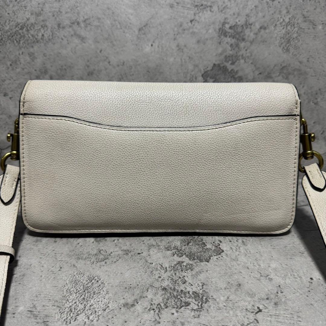 美品✨️コーチ ショルダーバッグ タビー シボ革 レザー アイボリー F3995