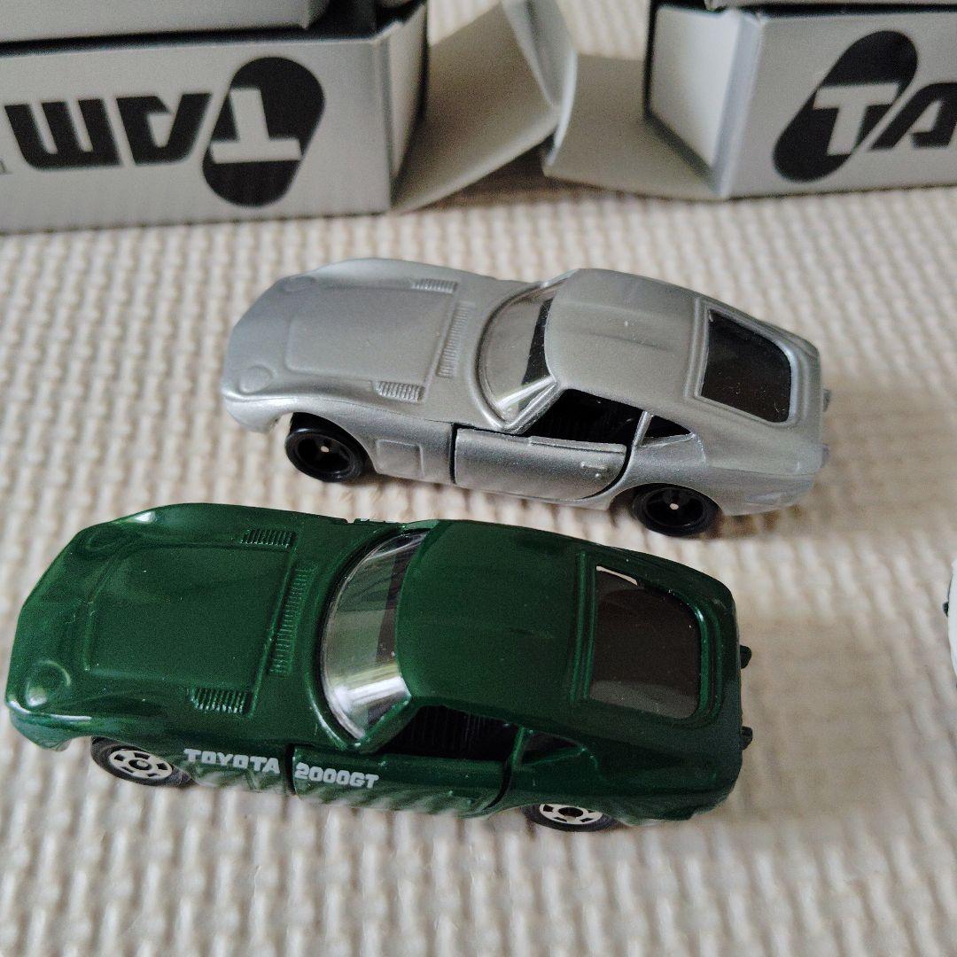 トミカ　トヨタ2000GT ミニカー 4台セット