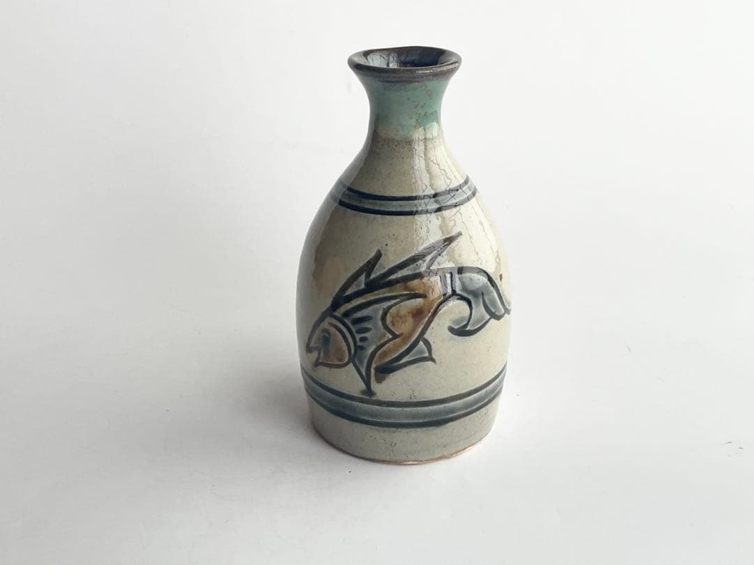 陶芸家　人間国宝　金城次郎　壺屋焼　徳利　酒器　共箱　やちむん　沖縄　魚文