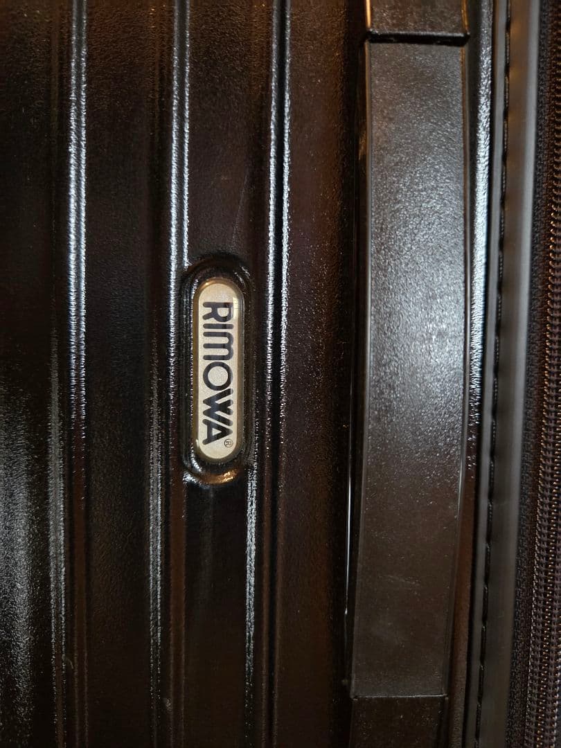 RIMOWA ブラック キャリーケース 63L