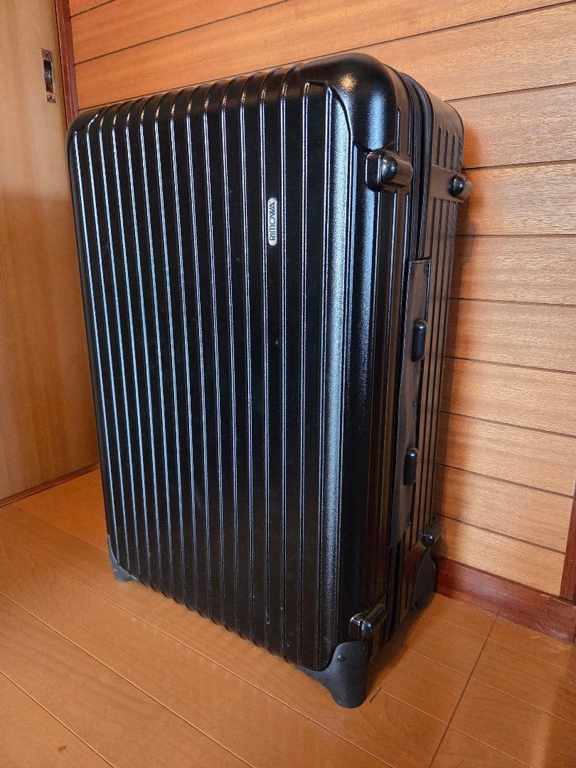 RIMOWA ブラック キャリーケース 63L