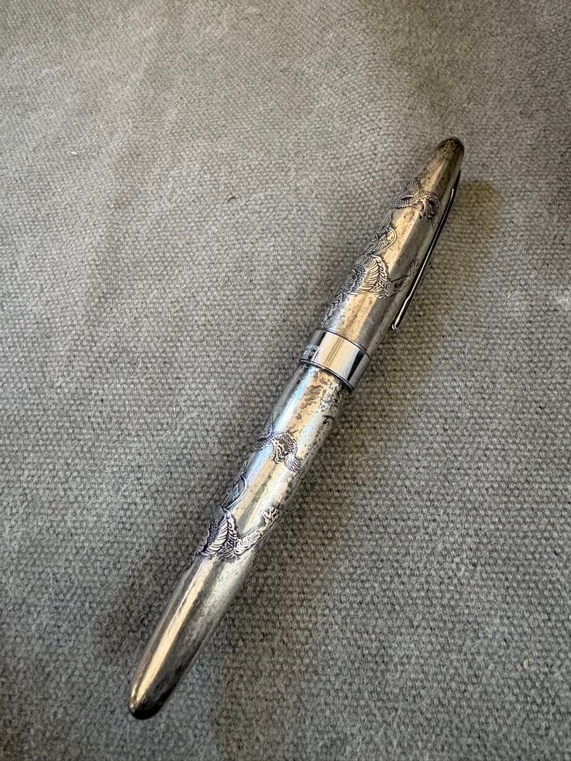 PILOT 18金　万年筆　Silver Dragonパイロット 龍 昇龍