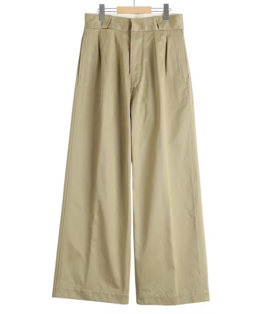 フミカウチダ UNIFORM WEAPON 2-TUCK PANTS