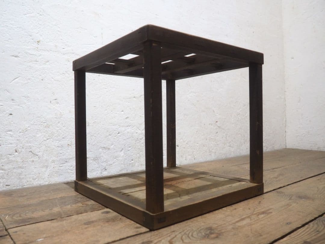 1334 レトロな櫓炬燵　櫓こたつ　テーブル　オブジェ　古家具　シェード　照明