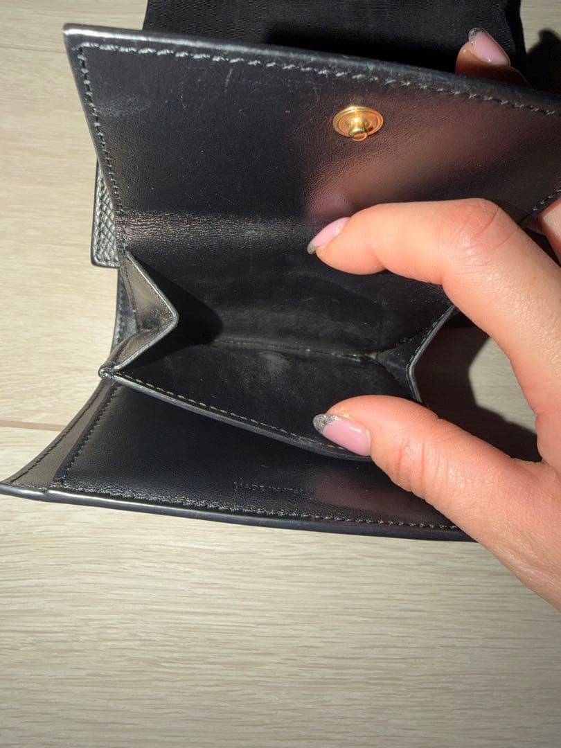 美品　CELINE スモールトリフォールドウォレット ブラック