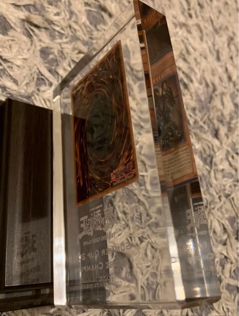 デス・ヴォルストガルフ　クリスタル入り　トロフィー　　star night