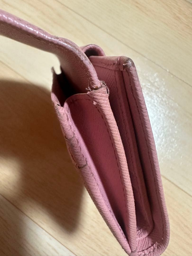 PRADA 二つ折り財布 レザーピンク