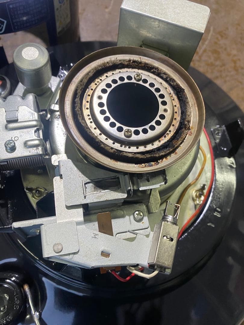 トヨトミ 自然換気オープン灯油ストーブ RB25B【灯油送料無料】