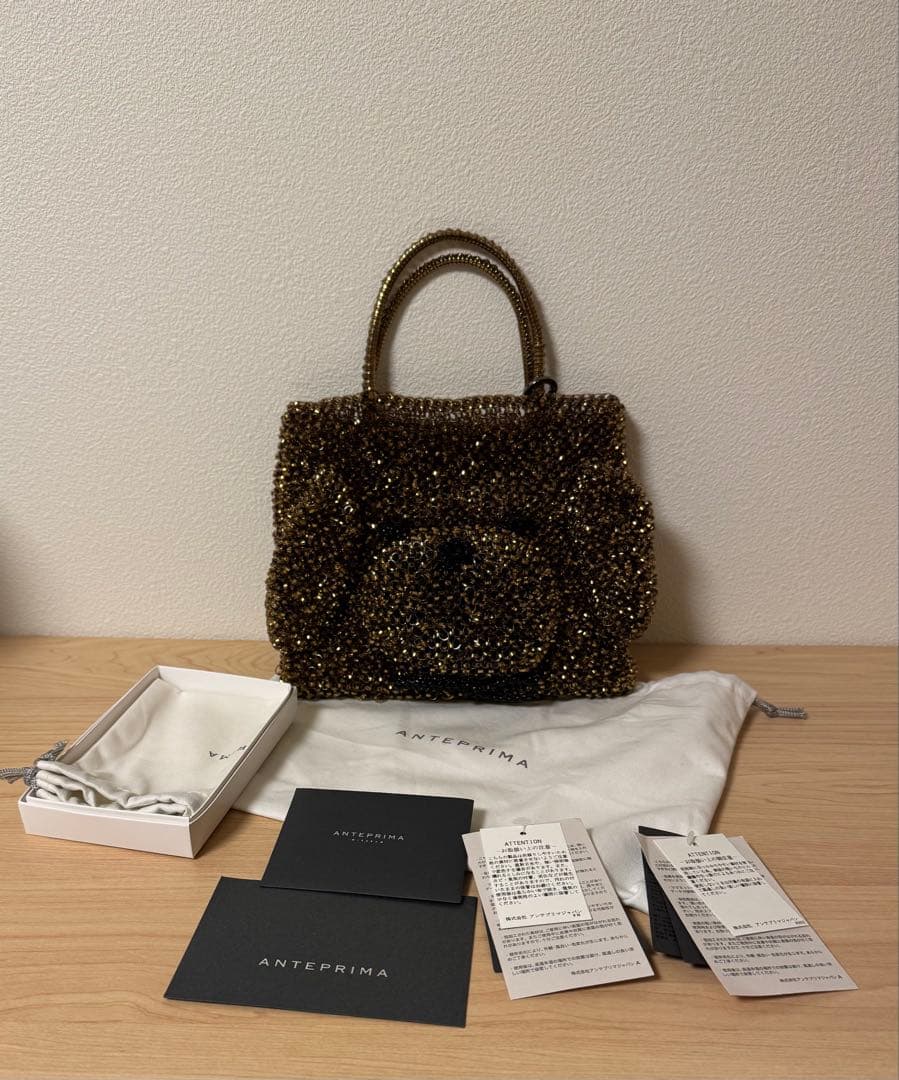 新品ANTEPRIMA ビーズ犬顔バッグ ゴールド系