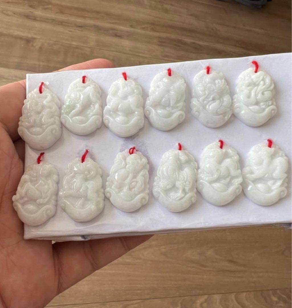◆限定◆ 翡翠 彫刻 十二支 根付 古玩 コレクション セット格安出品　送料無料
