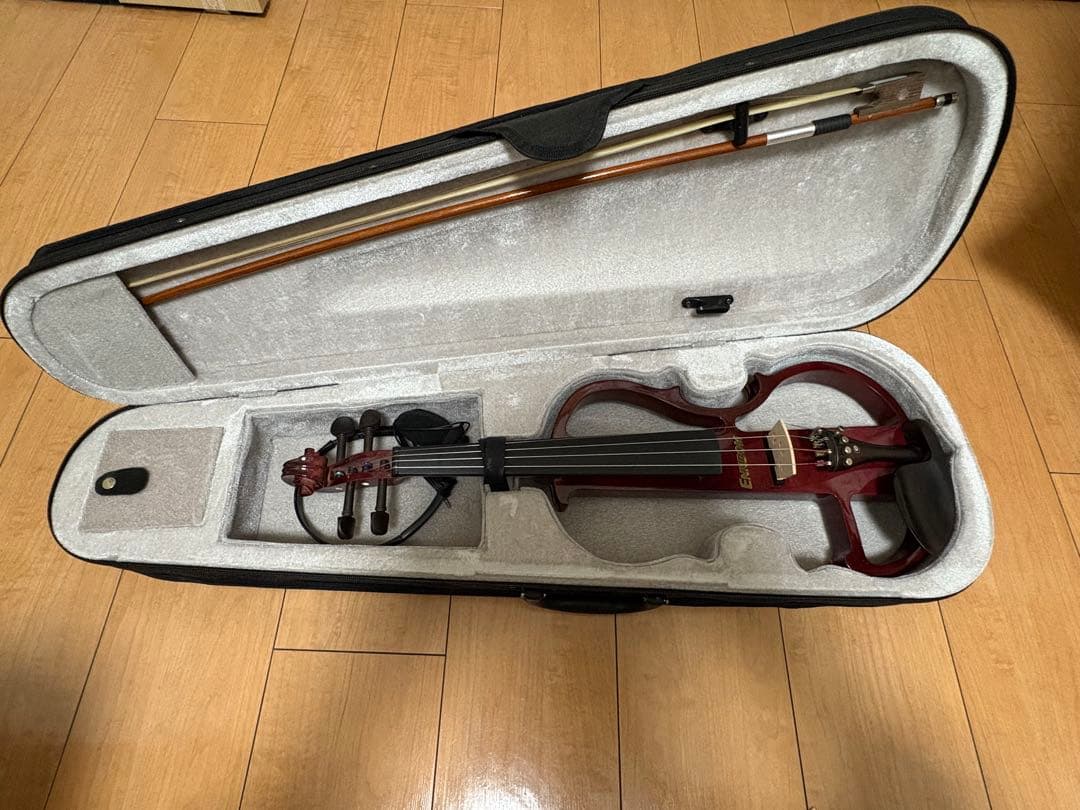 エレキバイオリン