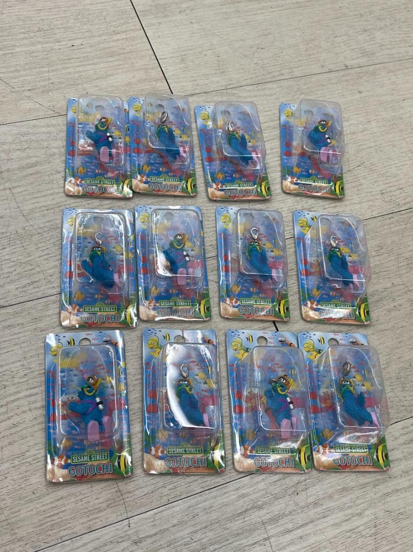 希少 当時物 セサミストリート 水族館 ファスナーマスコット 24個 05年