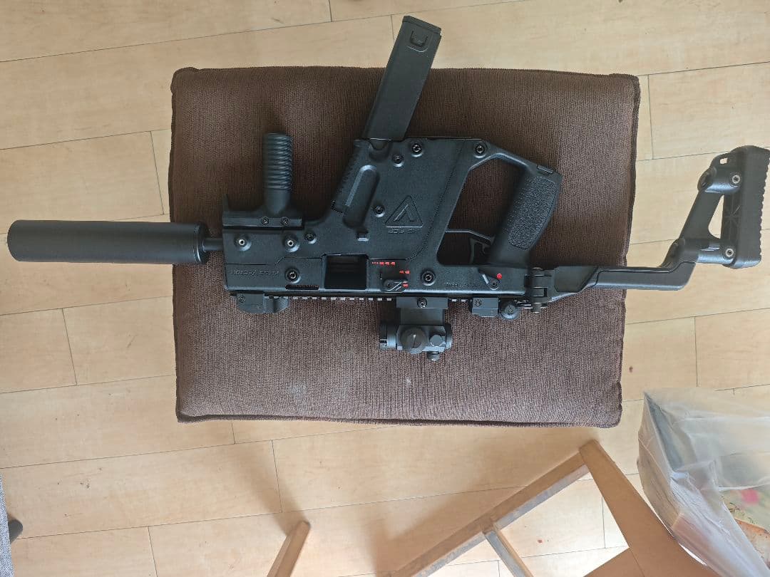 KSC KRISS VECTOR ガスガン スコープ付き クリスベクター gbb