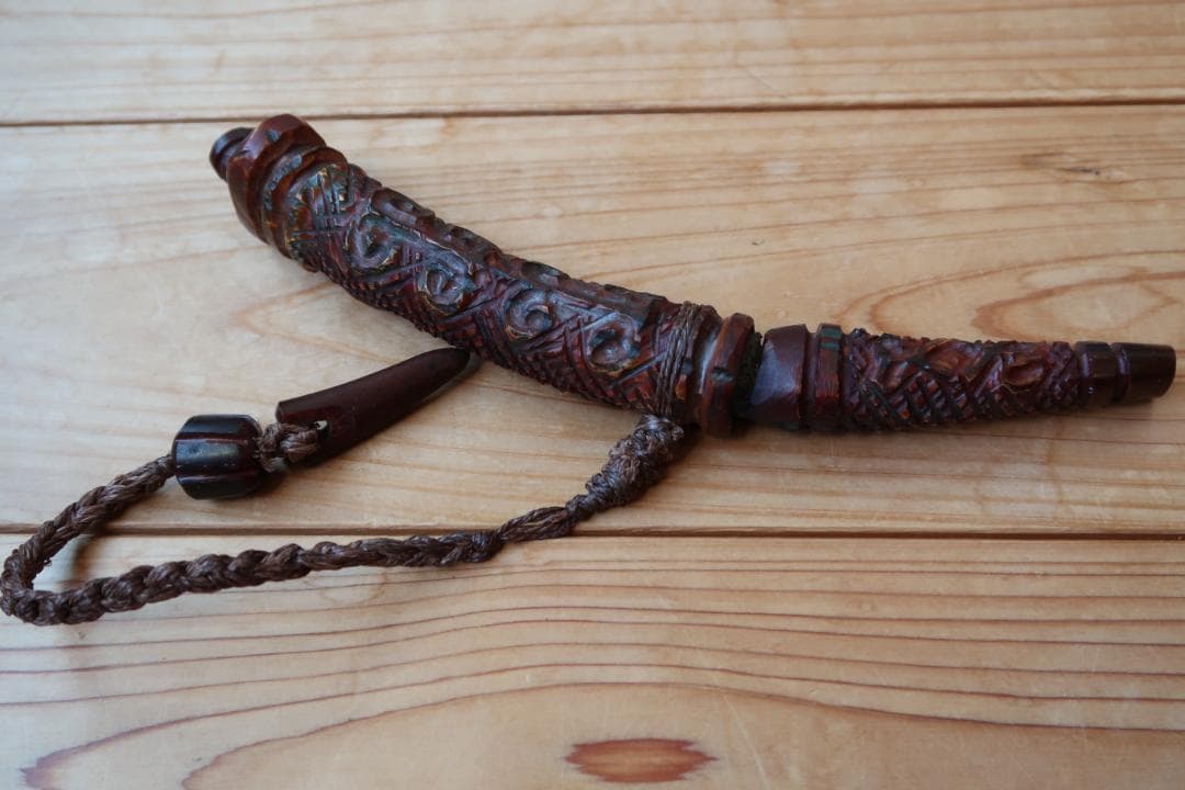 アイヌ　マキリ　メノコ　マキリ彫刻装飾