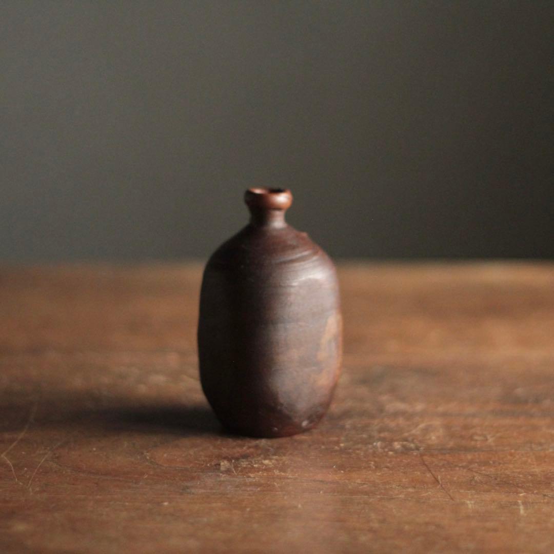 明治の備前のかわいいやつ 小徳利 備前焼 容量約100ml 古道具 アンティーク