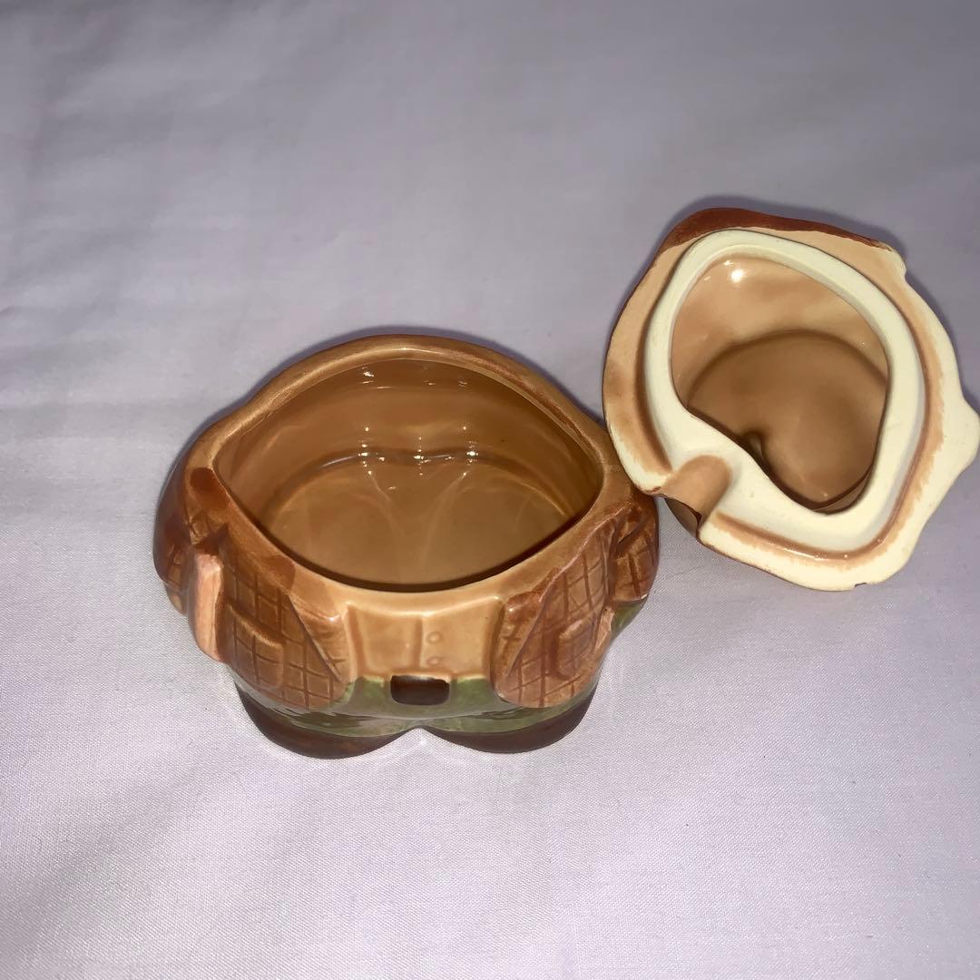 ウサギの陶器フィギュアセット