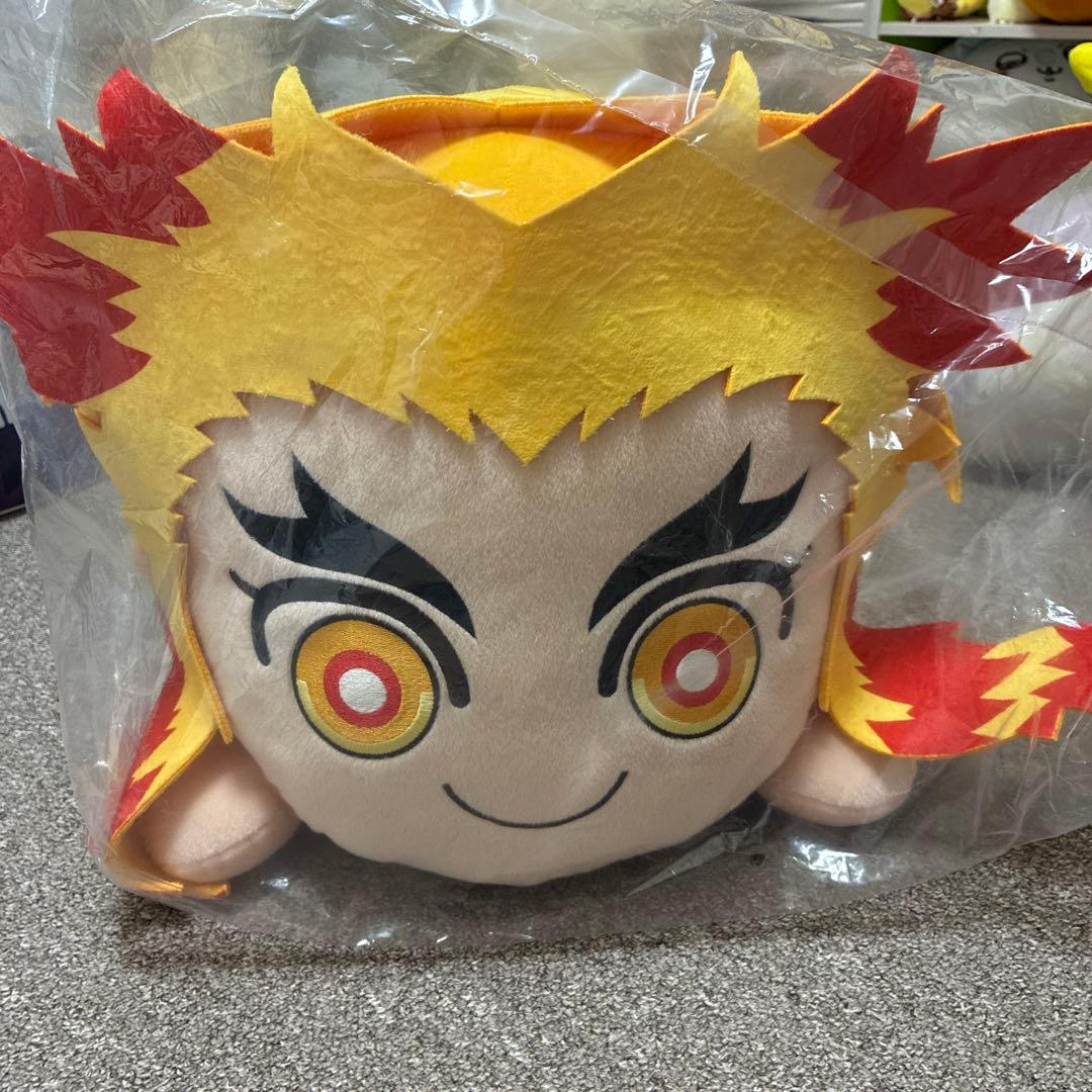 鬼滅の刃　特大寝そべりぬいぐるみ　煉獄　杏寿郎