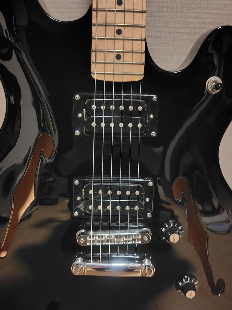 Squier Starcaster ブラック　セミアコ