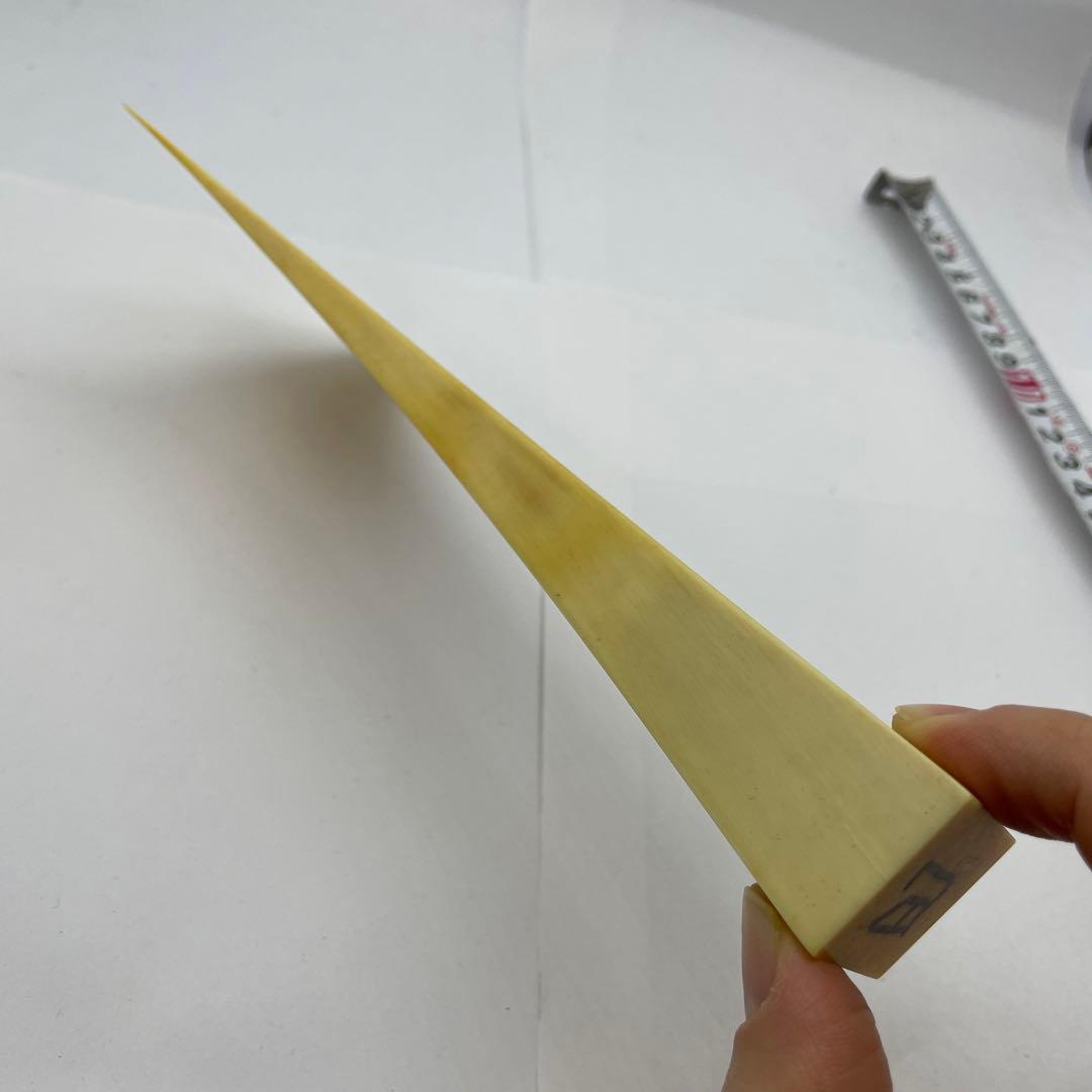 ヴィンテージ   天然素材　バチ　重さ約　127g  #385