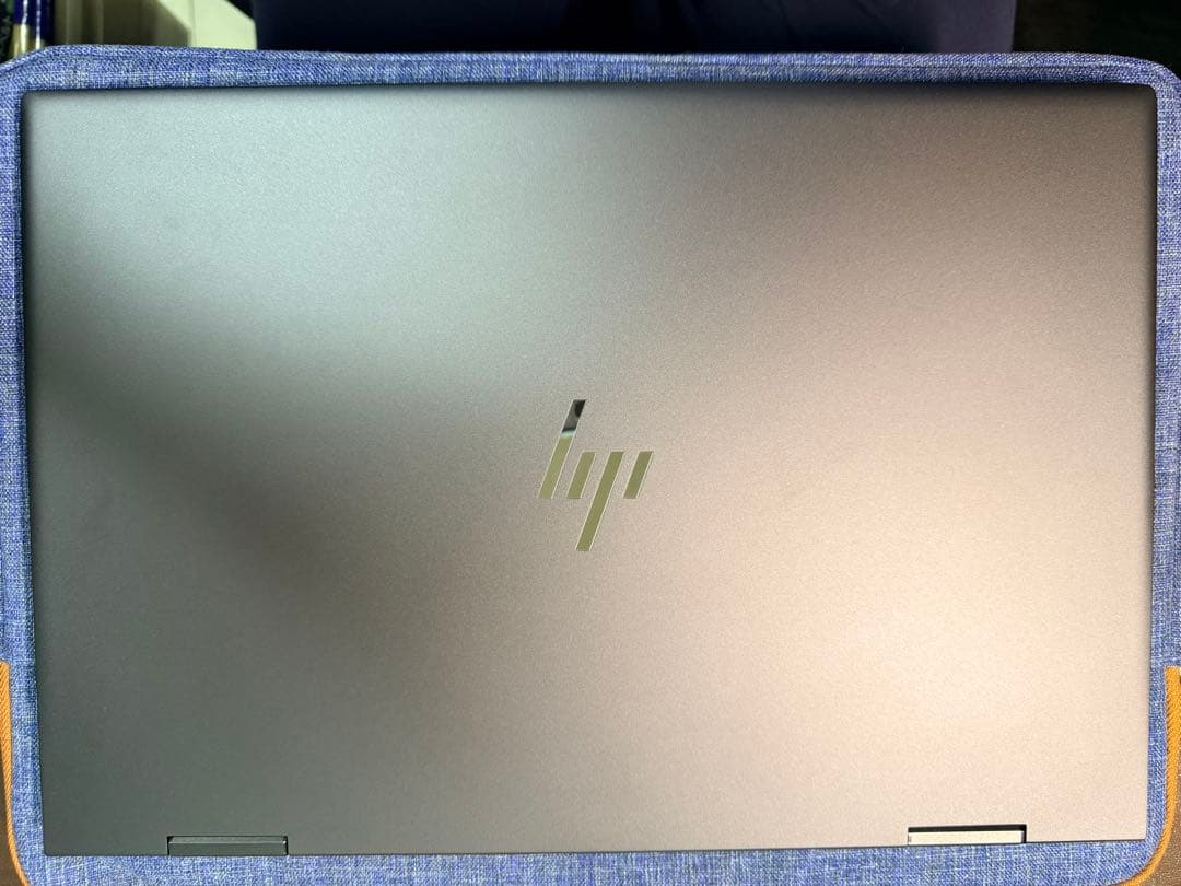 【美品】HP ENVY x360 15-ds0001AU