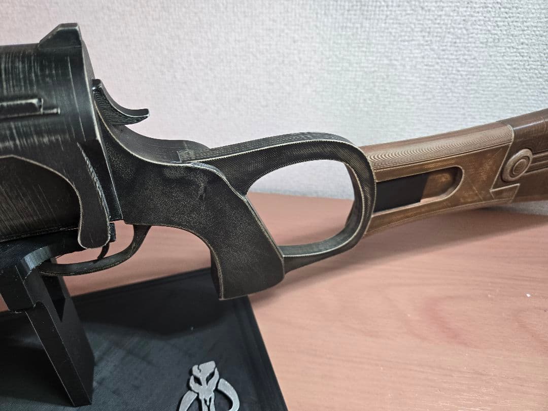 STAR WARS　ボバフェット　ブラスター　EE-3　レプリカ　台座付き