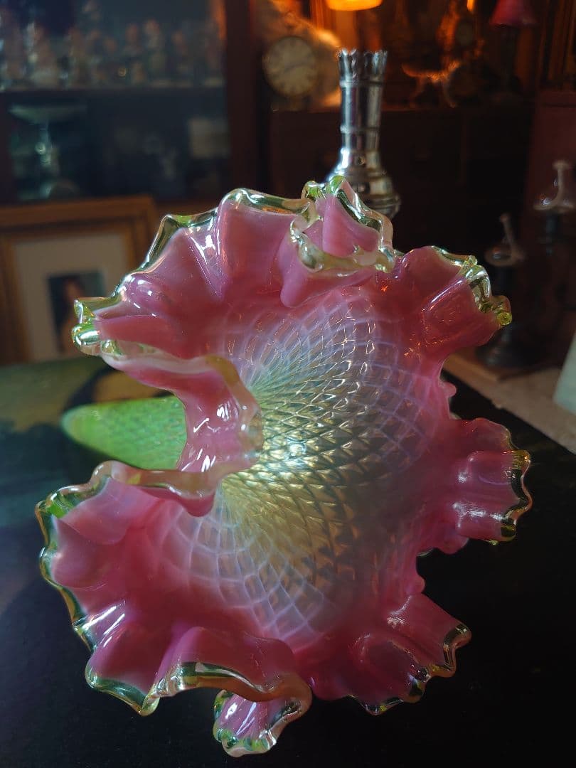 フランス1890s'ヴィクトリアン「イパーン 」クランベリー ヴァセリンSP花器