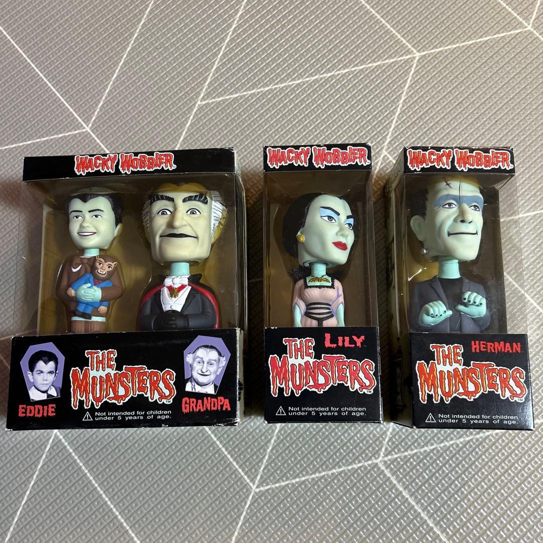 The Munsters wacky WOBBLER 首振りフィギュア4体セット