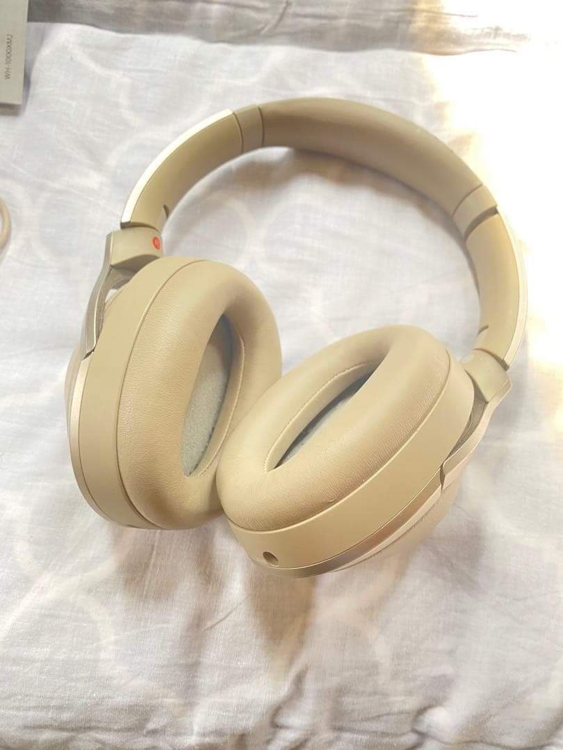 Sony WH1000X M2ベージュ オーバーイヤー ワイヤレスヘッドホン