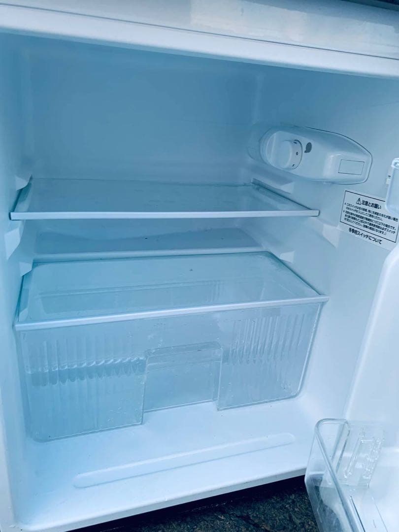 ♦comfee ノンフロン冷凍冷蔵庫【2023年製】RCT90BL