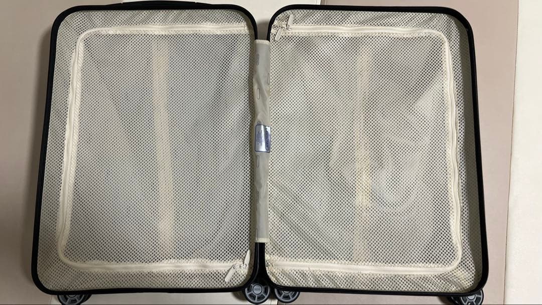 RIMOWA リモワ サルサエアー ライトブルー キャリーケース 33リットル